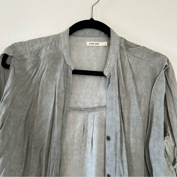 Sneak Peak Olive Gray Open Long Sleeves Button up Shirt Women Size Large - Picture 2 of 7